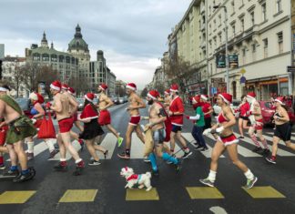 Ganz schön bunt! Nikolaus-Kostüm Lauf in Budapest