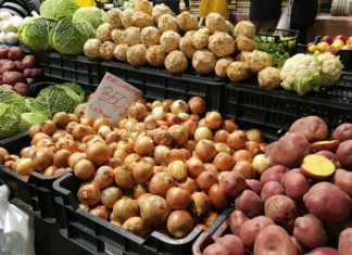 Ungarisch für Touristen: Begriffe rund um den Supermarkt