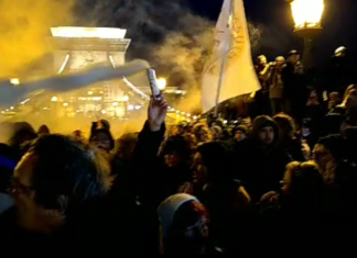 Kettenbrücke nach Demonstration und Blockade wieder frei