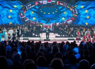 Neujahrskonzert in der Budapester Papp László Sportarena