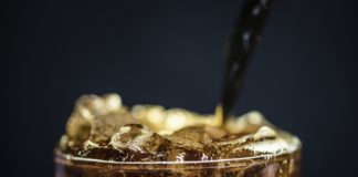 Coca-Cola reguliert Getränke an ungarischen Gymnasien