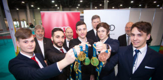 Goldregen für die Azubis der dualen Berufsausbildung der Audi Hungaria