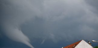 Tornado am Himmel von Debrecen!