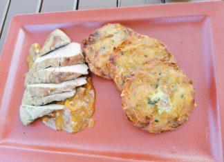 Mangalica Medaillons auf fruchtiger Sauce