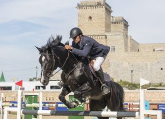 Castle Classic Reitturnier auf dem Ritterturnierplatz der Burg Diósgyőr