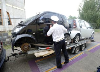 Zu schwer! Polizei zieht Transporter mit Übergewicht aus dem Verkehr!