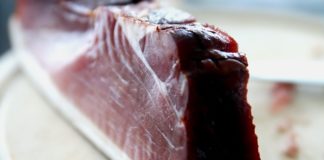 Der weltweit erste vegetarische Schinkenspeck ist fertig!