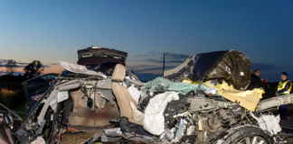 Vier Tote! Familie in PKW bei Pér ums Leben gekommen