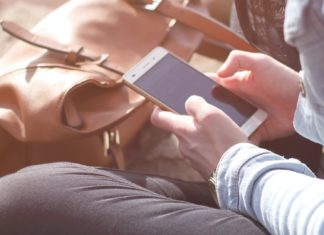 Ungarisch für Touristen: Begriffe rund um das Handy