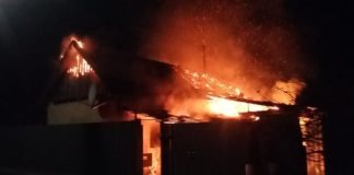 Einfamilienhaus in Cibakháza komplett ausgebrannt!