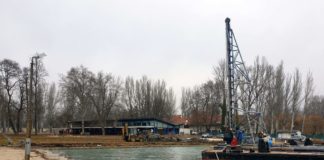Der neue Yachthafen von Balatonfüred ist im Bau