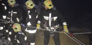 Seilrettung im Steinbruch: Feuerwehr rettet jungen Kletterer