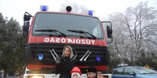 Kindertraum: Anna fuhr mit einem Feuerwehrauto zum Kindergarten