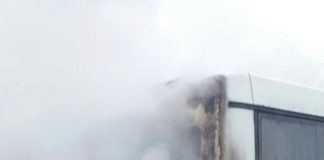 In Acsad: Plötzlich stand der hintere Teil des Busses in Flammen!