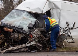 Zwei Menschen starben bei Frontalcrash in Dunaszentgyörgy!