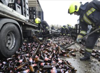 Bierladung bei Budapest verschüttet