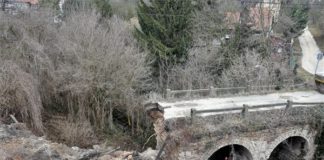 Alte Brücke aus 1890 in Piliscsaba stürzte ein!