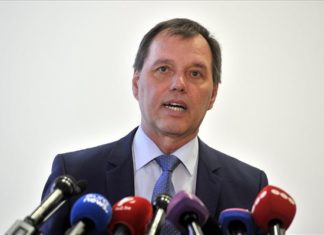 Rückkehrer aus Wuhan befinden sich in Krankenhausquarantäne zur Überwachung