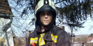 Dombóvár: Tagelang war ein Welpe in 12 Meter tiefem Brunnen – Die Feuerwehr rettete ihn!