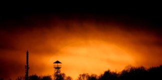 Sundowner auf der Spitze von Karancs