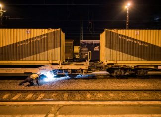 Züge werden gemeinsam mit österreichischer Polizei an der ungarisch-serbischen Grenze kontrolliert