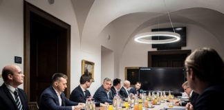 Krisenstab und Aktionsgruppen entscheiden über weitere Massnahmen