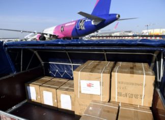 Corona-Flieger: Weiteres Schutzmaterial in Budapest gelandet!