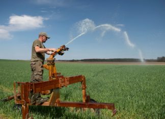 Landwirtschaft: Wasser muss auf die Felder!