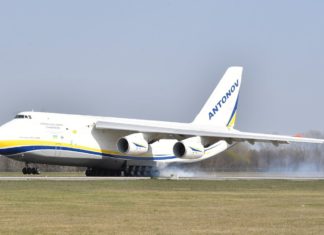 Mega Frachtflugzeug Antonov bringt medizinische Schutzausrüstung nach Budapest!