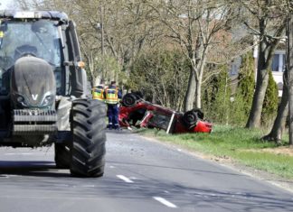 Tödlicher Unfall: Frontal in Traktor!