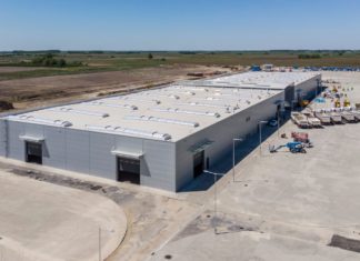 Deutsches Logistikunternehmen feiert Eröffnung in Debrecen