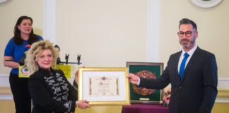 Der Nationale Rettungsdienst erhält die diesjährige „Für ungarische Familien“ Auszeichnung