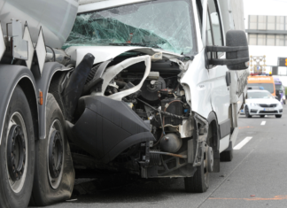 Unfall mit Gefahrgut auf der Hauptstraße M0