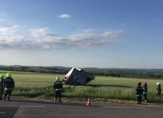 LKW und Bus: Gefährliche Kollision in Fejér!