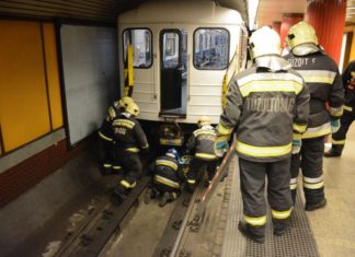 Budapest: Mann unter Metrozug geraten!