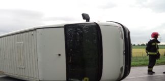 Transporter umgekippt bei Győr