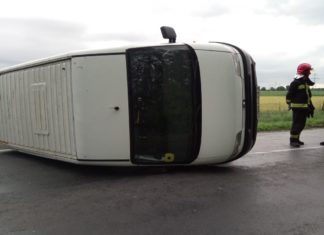 Transporter umgekippt bei Győr