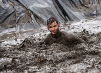 Schlamm, Dreck, Action: Brutal Run in Pest Region