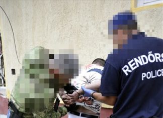 Polizei überwältigt Betrüger-Bande