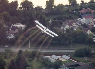 Mückenbekämpfung aus dem Flugzeug in Nyíregyháza