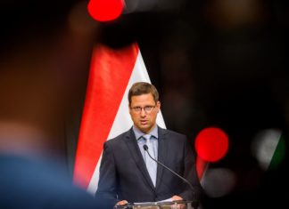 Regierungspressekonferenz: Alle Maßnahmen bleiben unverändert bis nächste Woche