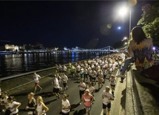 Nachtrennen in Budapest