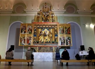 Budapest: Mittelalterlicher Altar restauriert