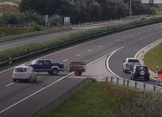 Spektakulärer Unfall bei der Autobahnauffahrt M25 und M3