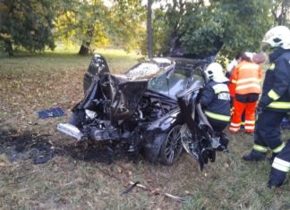 M3 – Frontalcrash mit Baum am frühen Morgen!