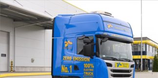 Logistikunternehmen in Győr präsentiert ersten Elektro-LKW