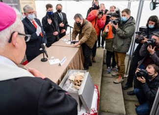 Untersuchung der königlichen Überreste in Székesfehérvár beginnt