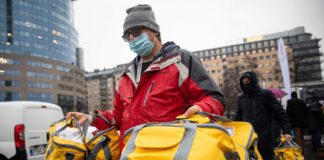 Verteilung der Impfstoffe an die Hausärzte beginnt