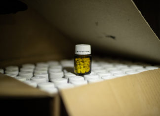 Fünf Ungarn und ein Syrer werden beschuldigt, gefälschte Medizin hergestellt zu haben