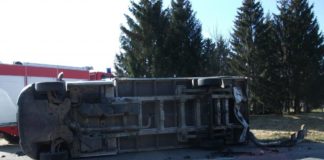 PKW und Transporter kollidierten